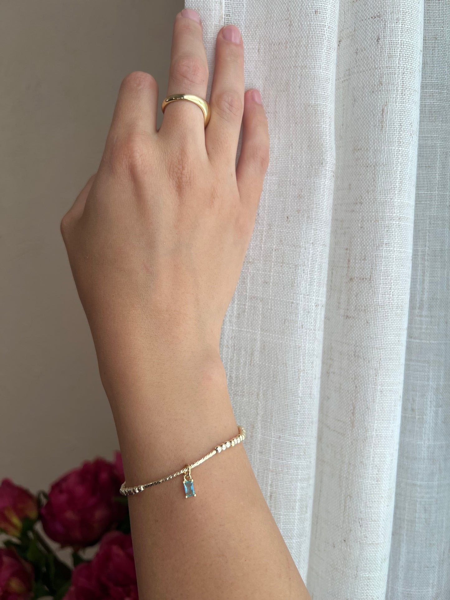 14K TWISTED BAR BEAD BRACELET